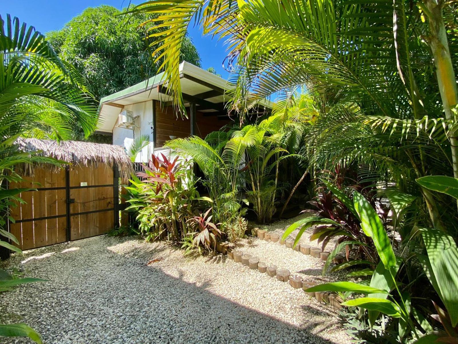 Santeria Lodge Playa Santa Teresa  Exterior photo